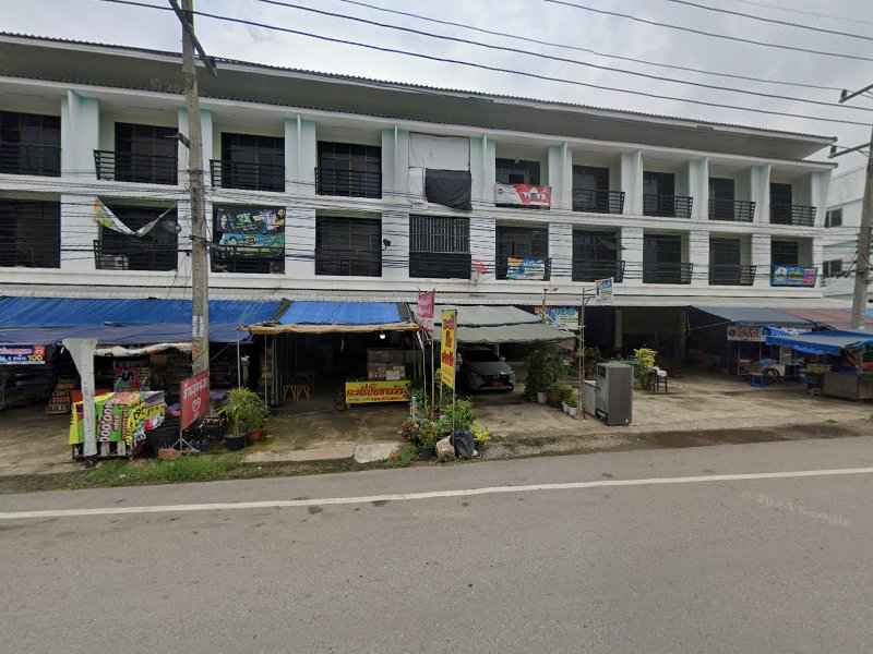 ร้านเสริมสวยเเสงเดือน ดำเนินสะดวก - 4