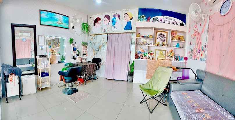 ร้านเสริมสวยแตงกวา ถ.ทุ่งโพธิ์