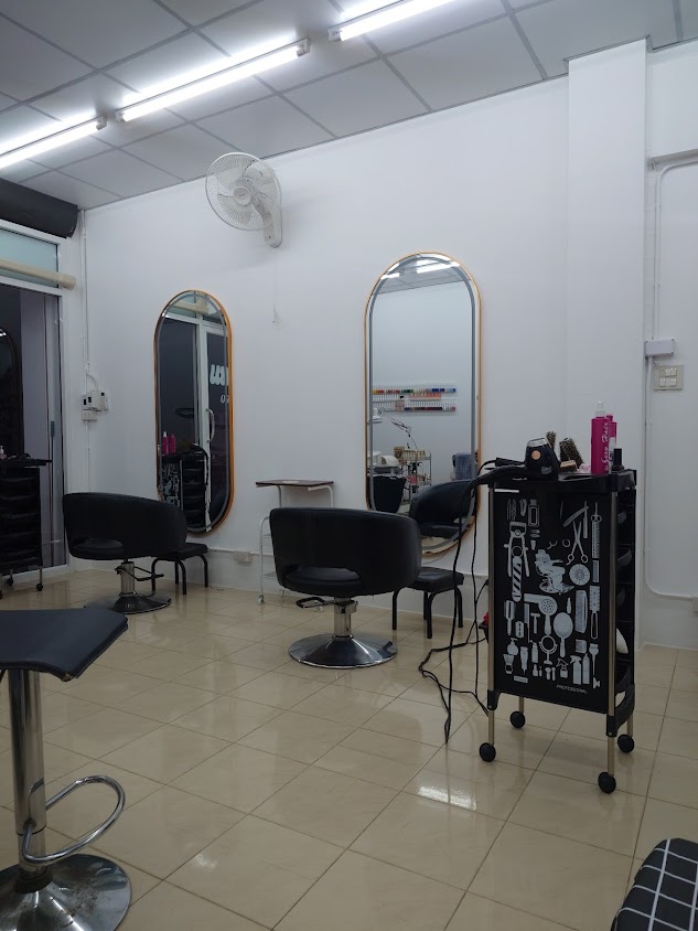 ร้านเสริมสวยแพรวาบิวตี้