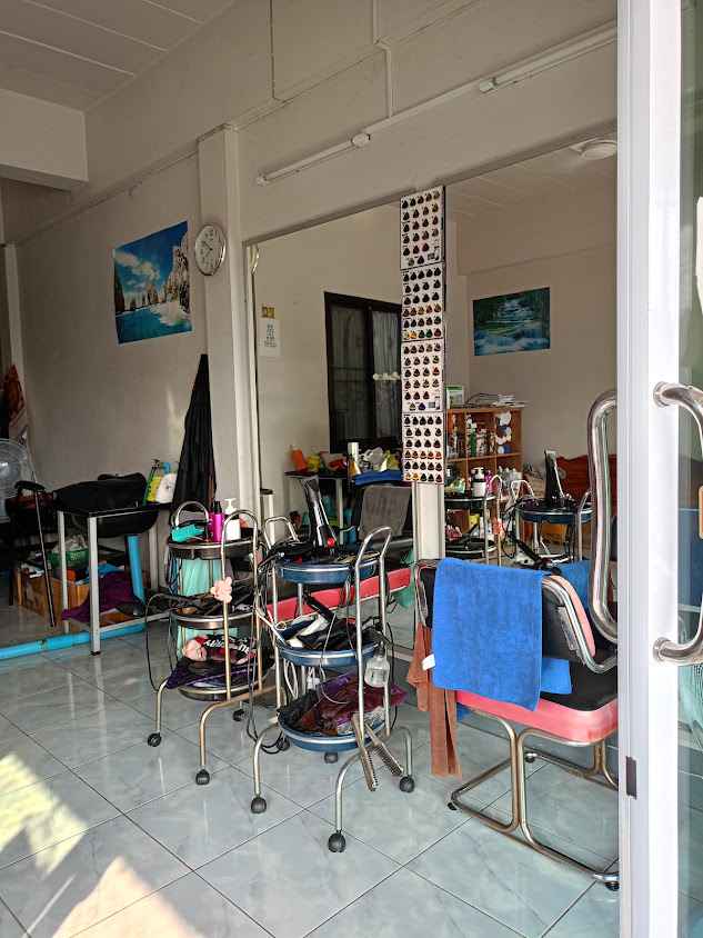 ร้านเสริมสวย กนกศรี