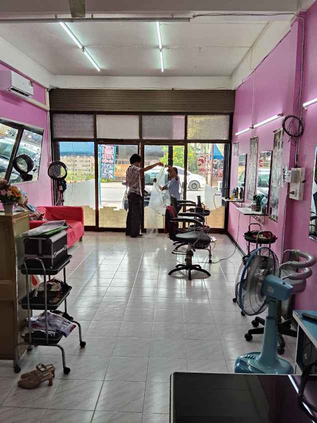 ร้านเสริมสวย จิรัฏฐ์ซาลอน