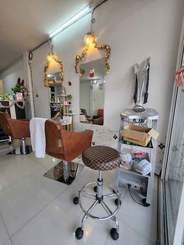 ร้านเสริมสวย มาดาม ซาลอน by.ปูเปรี้ยว