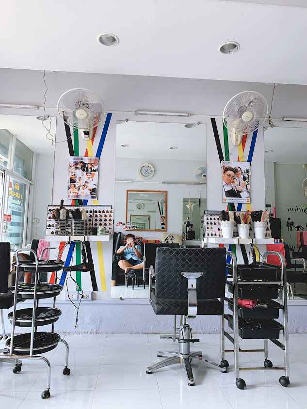 ร้านเสริมสวย รสซาลอน