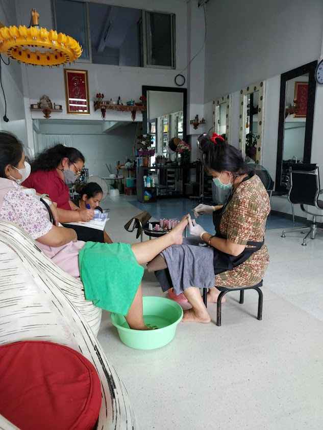 ร้านเสริมสวย อภิญญาซาลอน - 4
