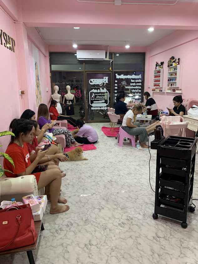 ร้านเสริมสวย อยุธยา Fronggy Beauty Shop - 2