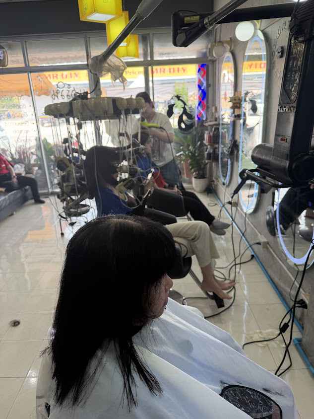 ร้านเสริมสวย hairvin salon (แฮร์วินทร์ ซาลอน)