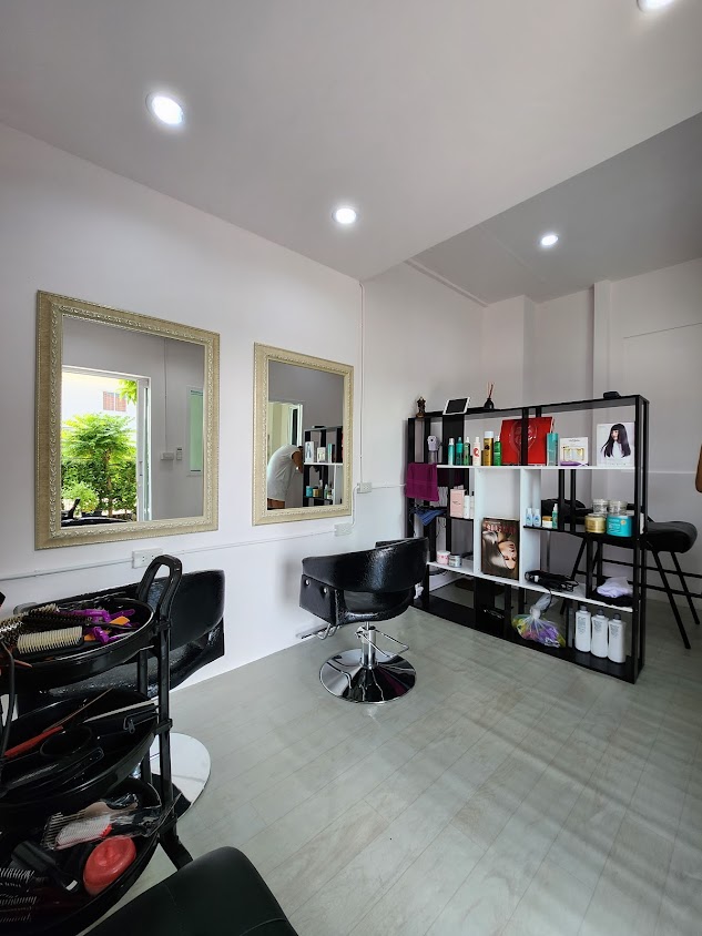 ร้านเสริมสวย MJ Salon ไอลีฟทาวน์
