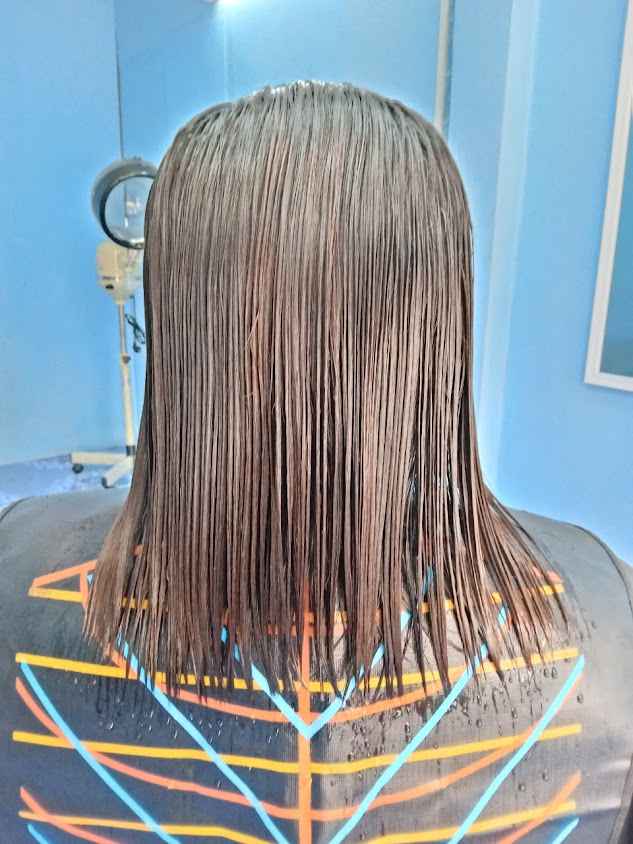 ร้านเสริมสวย Tong Hair Cut - 4