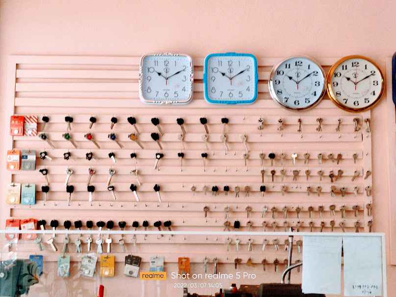ร้านโชคอนันต์ นาฬิกา&กุญแจ Chok Anan Watch & Key Shop - 4