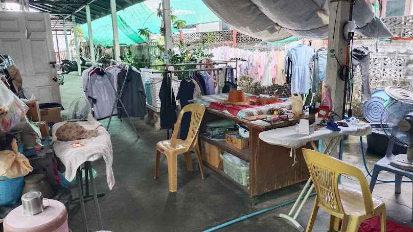 ร้าน ซัก อบ รีด ซอยแจ้งสนิท6
