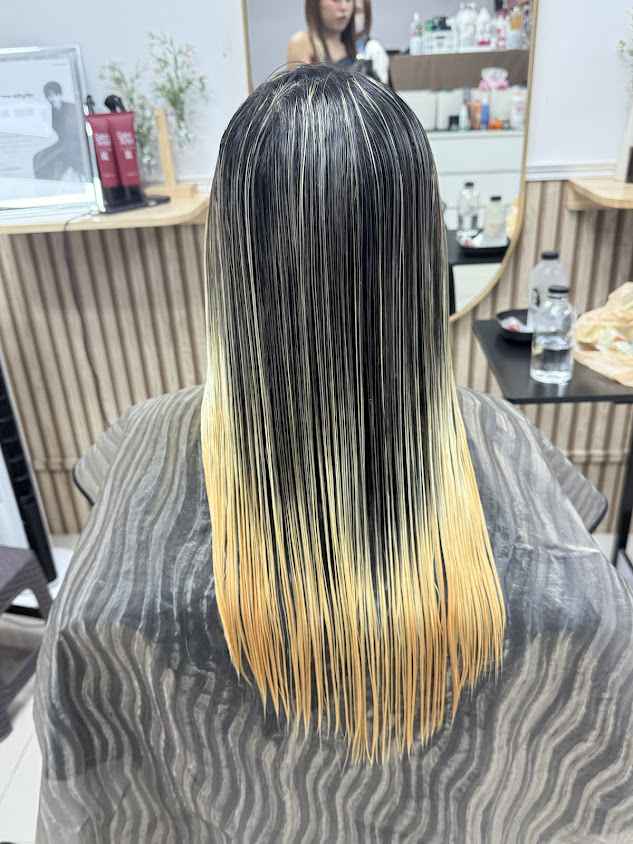 ร้าน ตองเก้า ซาลอน สตูดิโอ [ 999 Salon Studio ]