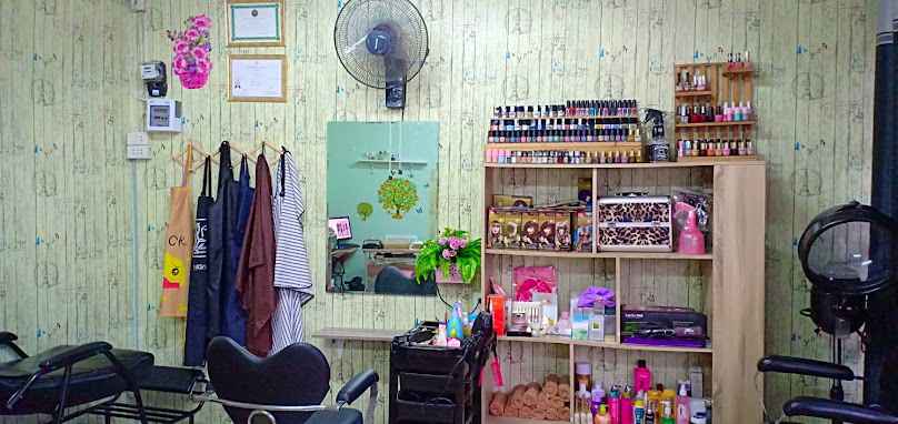 ร้าน วิชภัทร Nail & Hair เพ้นท์เล็บทำผม ถนนตัดใหม่ ร้อยเอ็ด - 3