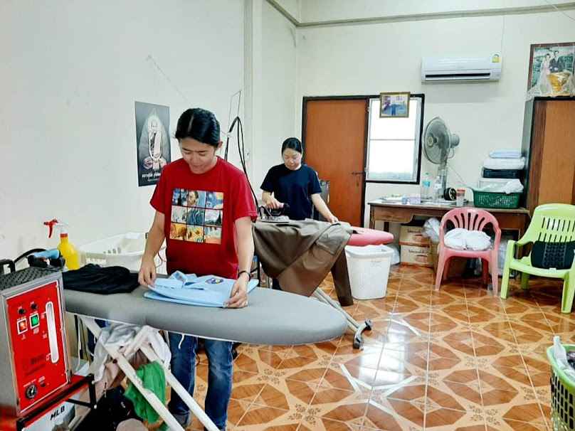 ร้าน อภิญญาซักแห้ง - 3