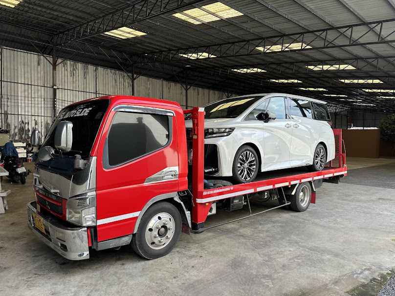 ลานจอดรถ SL.autoslide บริการรถสไลด์ทั่วประเทศ
