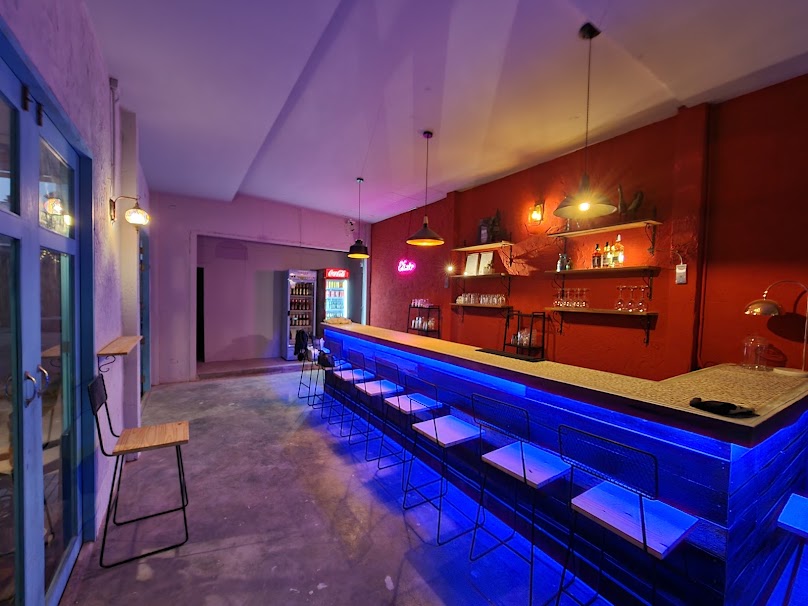ลือ - Music Bar - 3