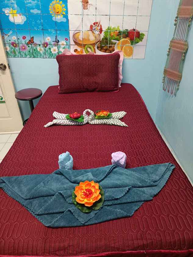วรรณนวดแผนไทย Thai massage & Spa