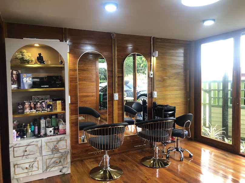 ศิริ ซาลอน Siri Salon