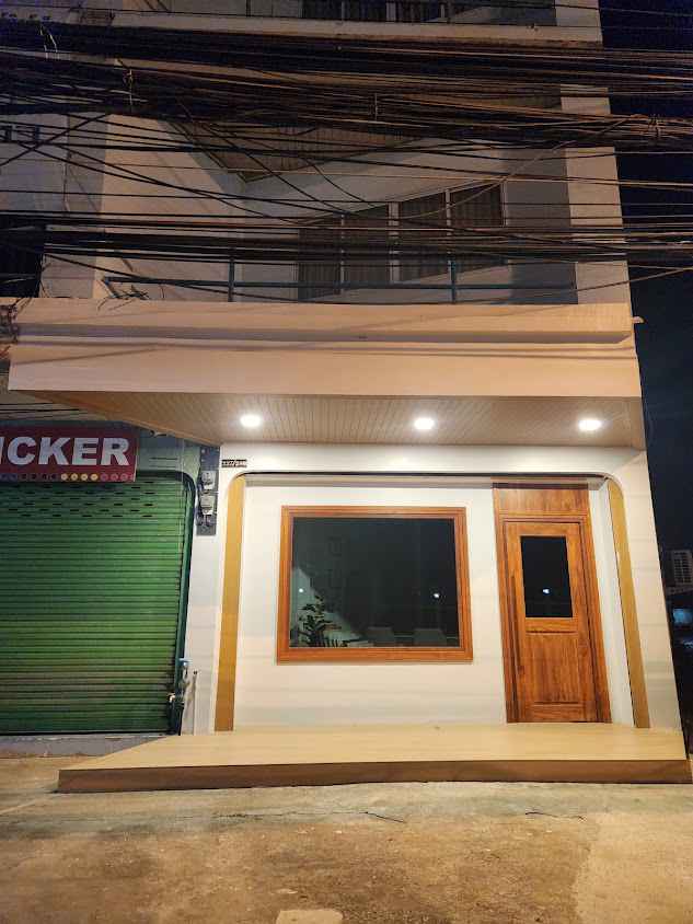 ศูนย์รับสร้างบ้าน AKE House