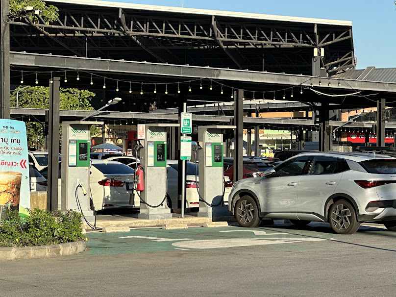 PTT Charging Station