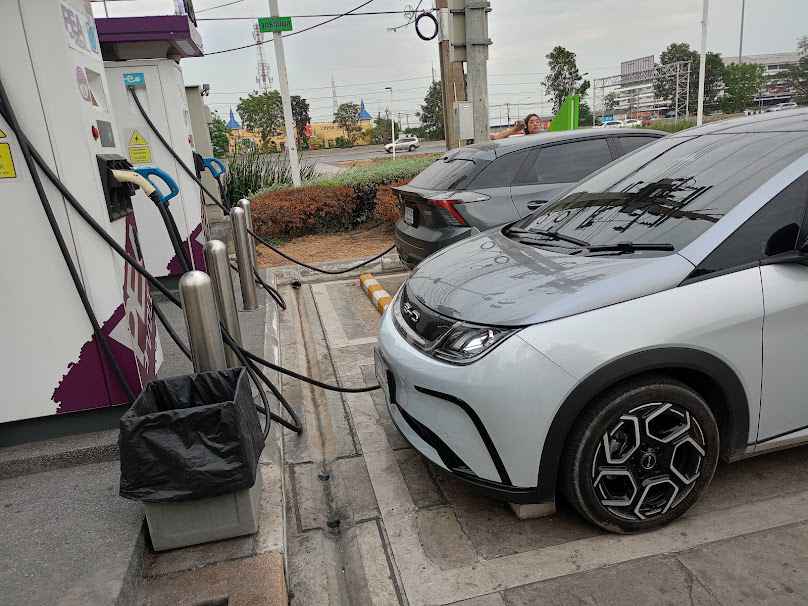 PTT Charging Station - 2