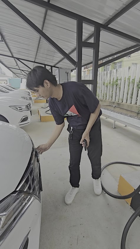 Auto Drive Charging Station - 3