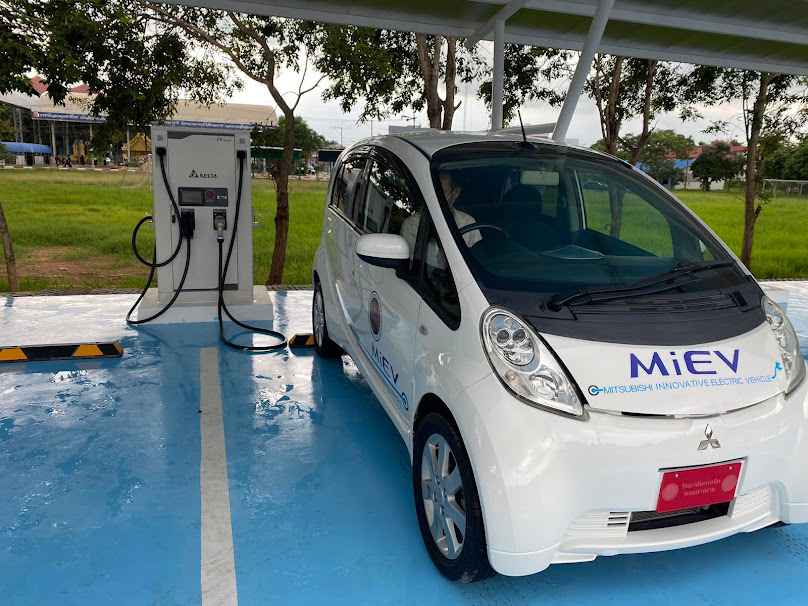 Delta Charging Station - 3