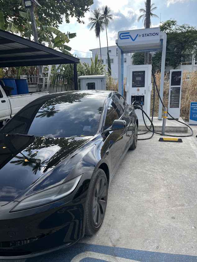 Enel X Way Charging Station