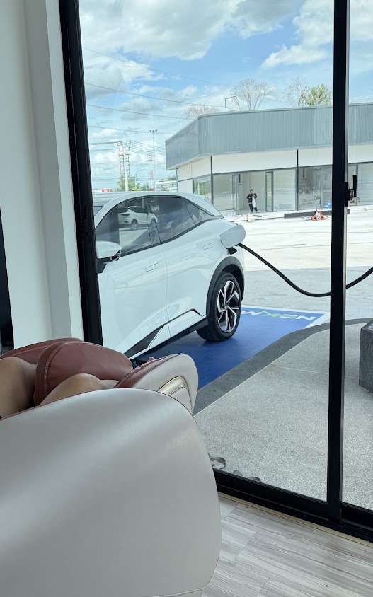 NEXMOEV Charging Station - 2