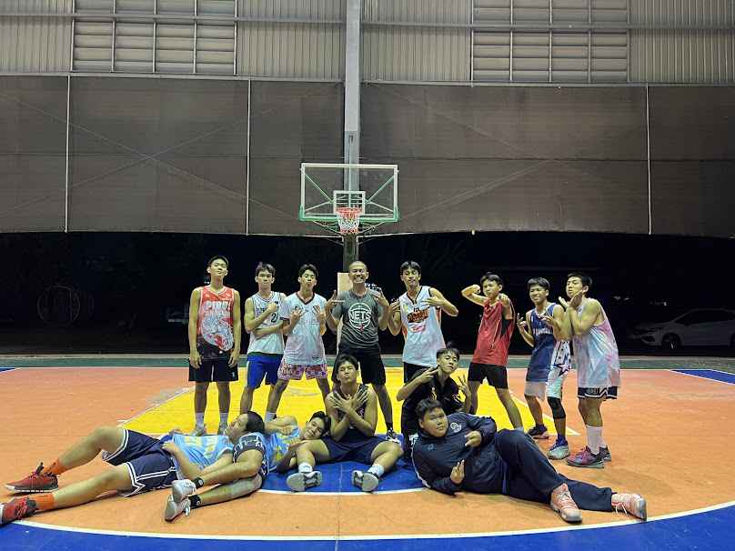 สนามบาสเกตบอล ศูนย์บัญชาการสงครามพิเศษ