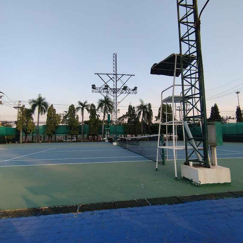 สนามเทนนิสสโมสรอุดรธานี