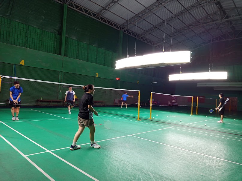 สนามเเบดมินตัน ร่วมมิตร - 4