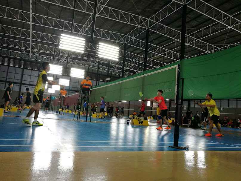 สนามแบดคอนบริโอ