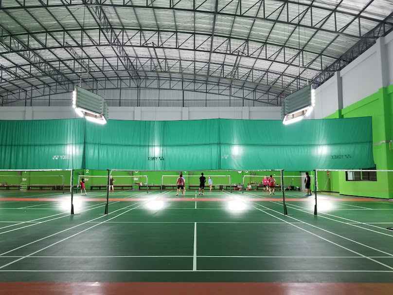 สนามแบดประชาอุทิศ 72