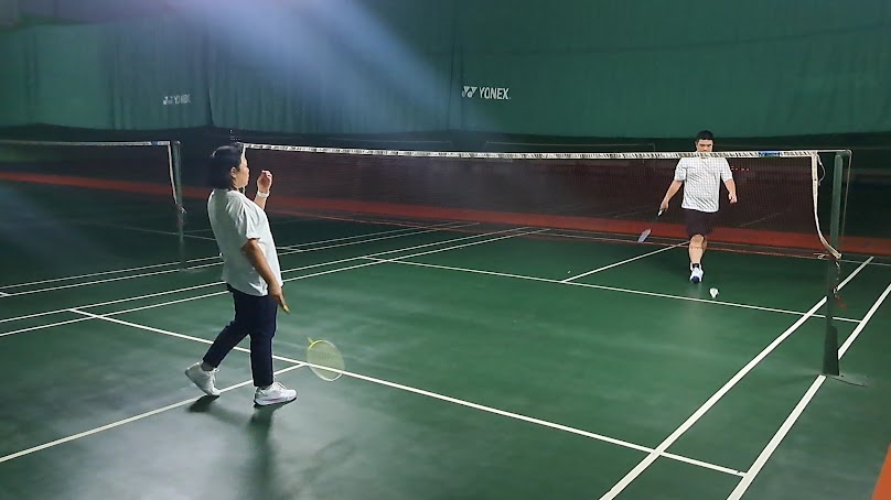 สนามแบดประชาอุทิศ 72 - 2