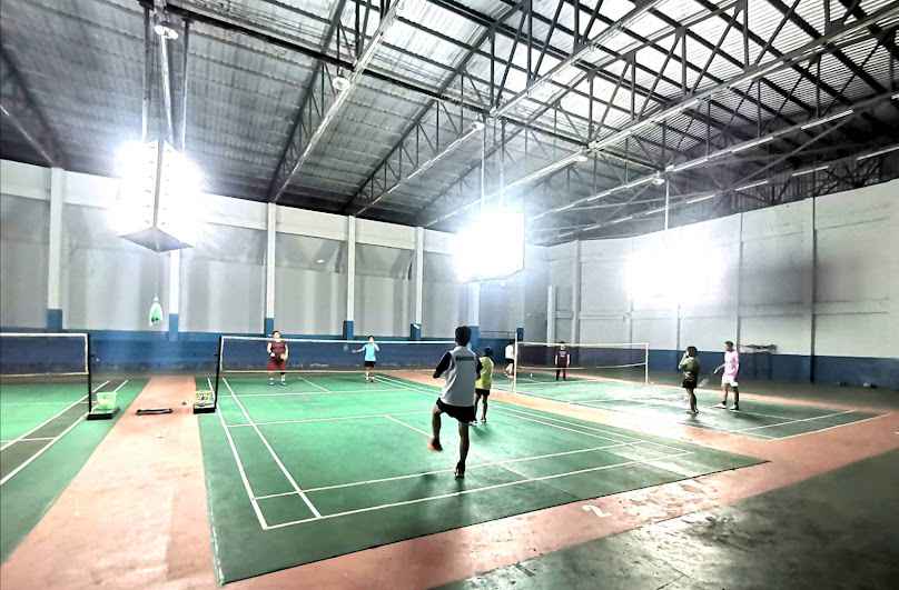 สนามแบดมินตันกบินทร์บุรี