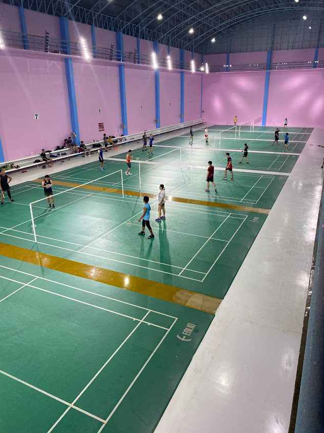 สนามแบดมินตันพีรวัฒน์ - 2