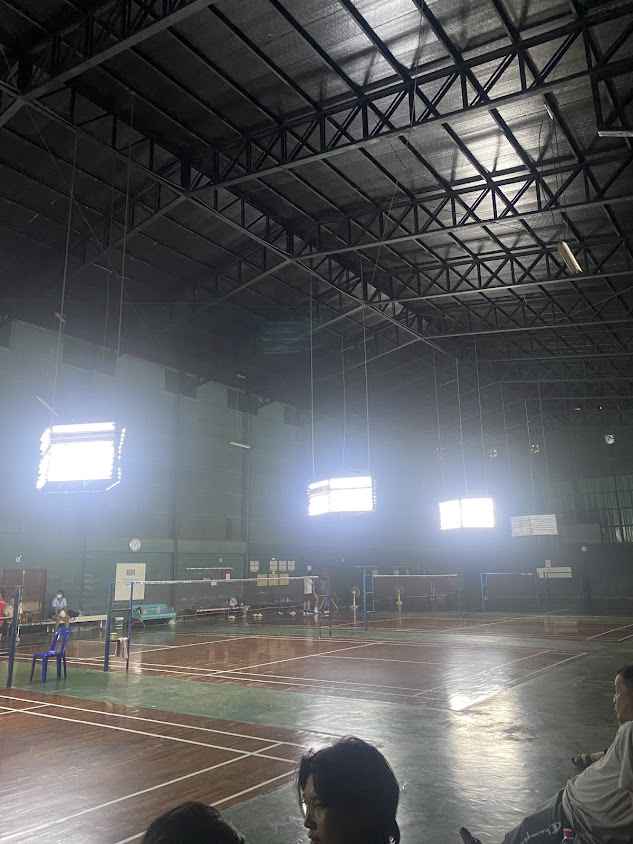 สนามแบดมินตันสนามจันทน์ นครปฐม