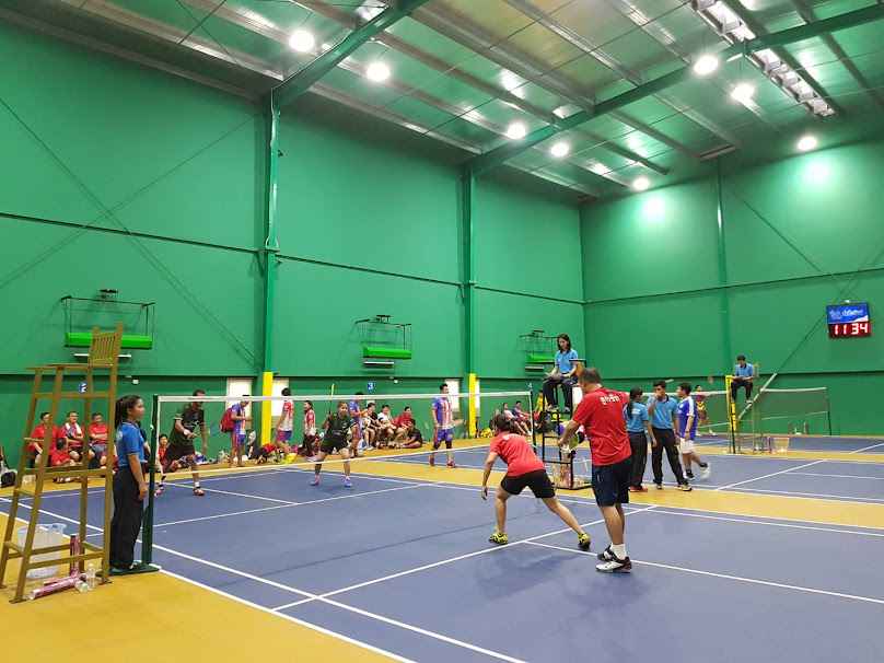 สนามแบดมินตันสปอร์ตอารีนา ท่าข้าม