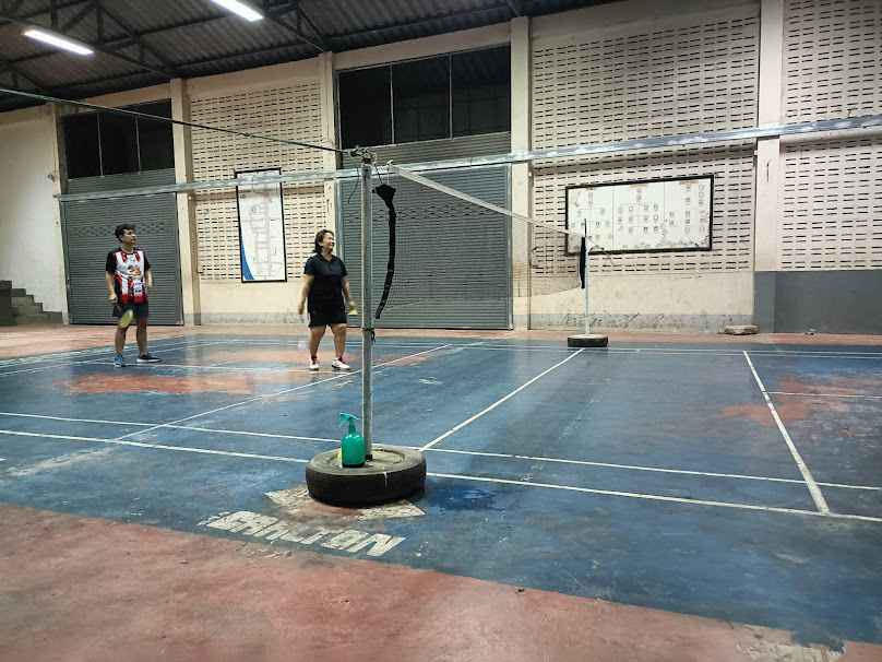 สนามแบดมินตันสุดไฮโซ แม่แจ่มซิตี้
