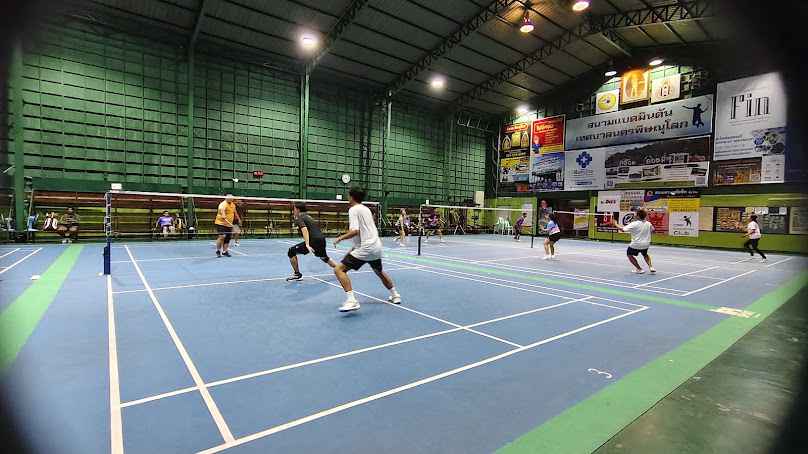 สนามแบดมินตันเทศบาลนครพิษณุโลก