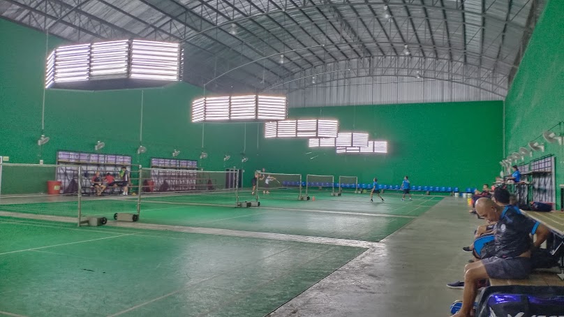 สนามแบดมินตันเทศบาลนครสุราษฎร์ธานี
