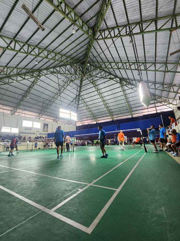 สนามแบดมินตันเทศบาลเมืองทุ่งสง
