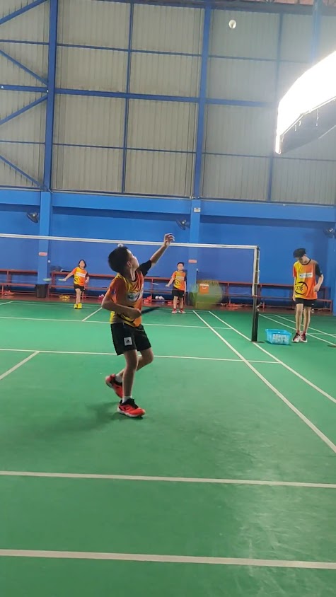 สนามแบดมินตันเทิร์นโปร โรงเรียนแบดมินตันตรังจูเนียร์ - 3