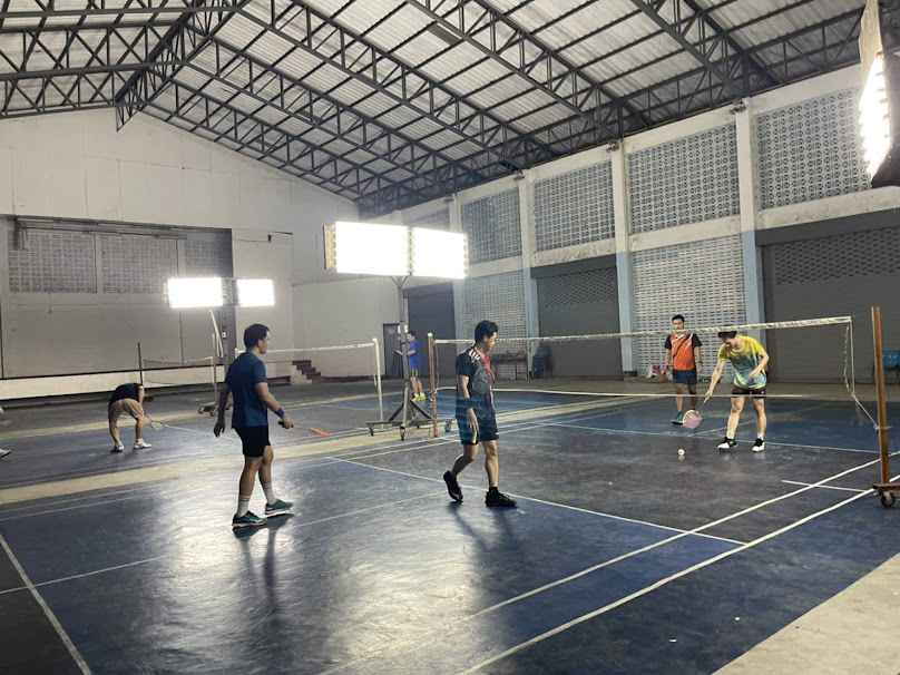 สนามแบดมินตัน กะปง
