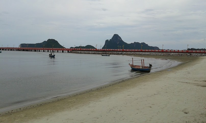 สนามแบดมินตัน คลับ1000ตา - 4