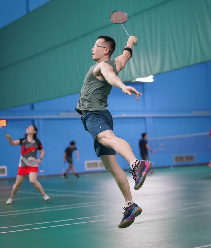 Thong Badminton Court - 2