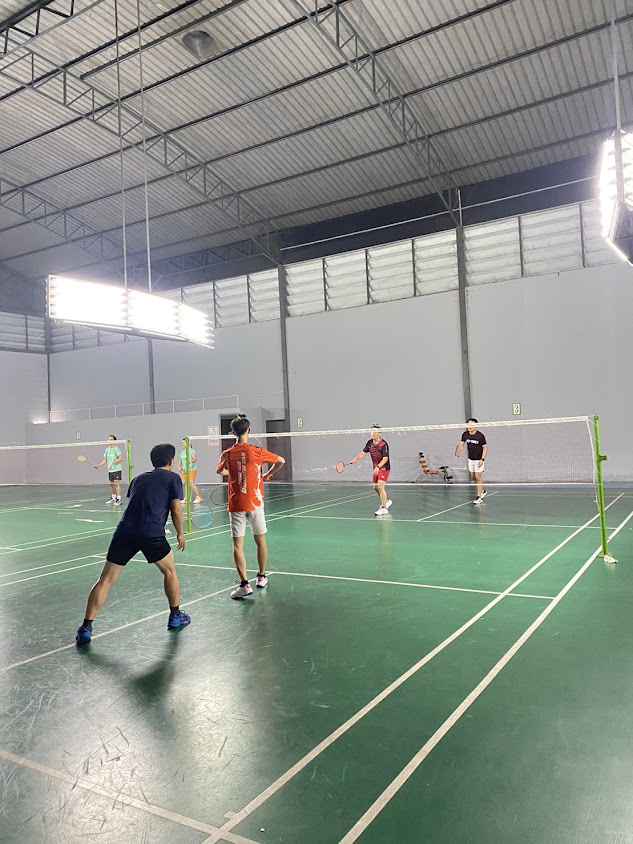 สนามแบดมินตัน&ฟิตเนสปลวกแดง VR