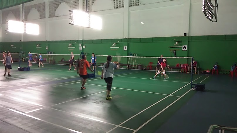 สนามแบดมินตัน รามอินทรา23 - 3
