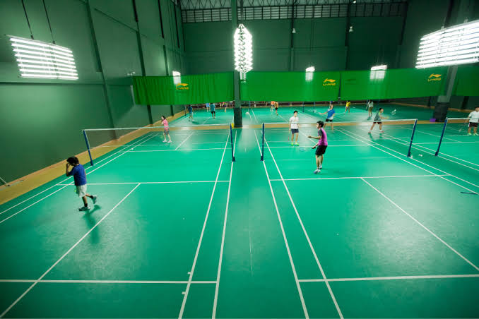 สนามแบดมินตัน สไมล์แลนด์แอนเฮาส์ 2 - 2