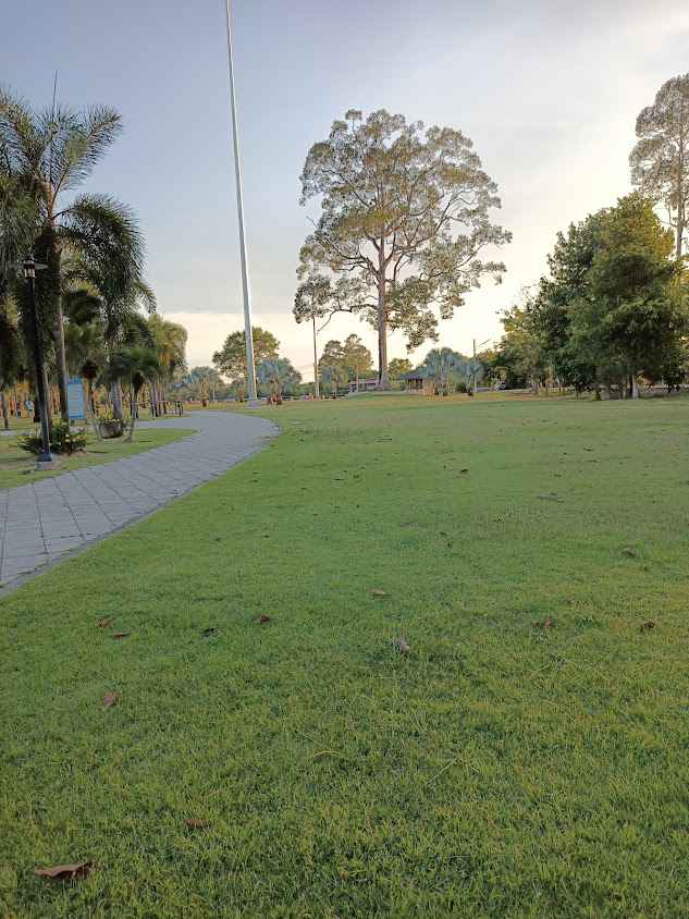สนามแบดมินตัน อุทยานสวนดอกไม้ - 2